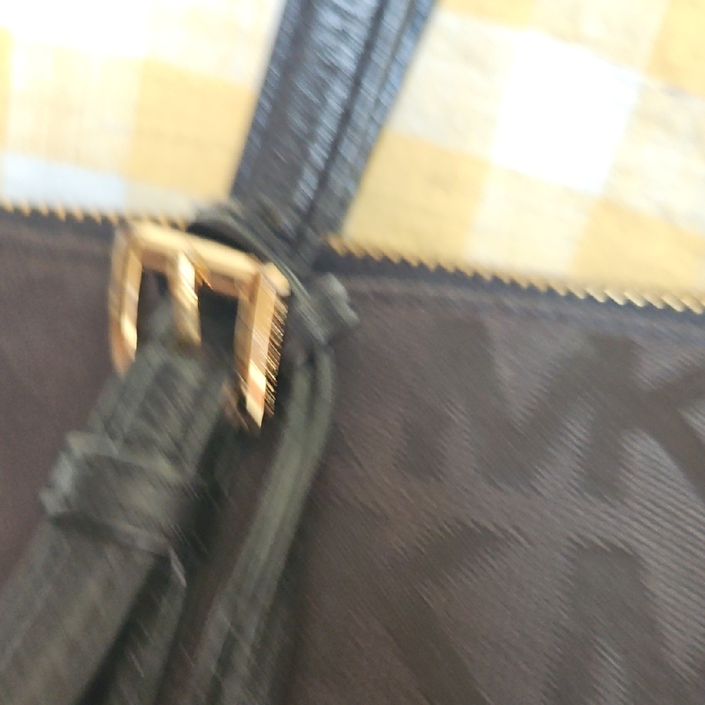 Michael Kors Signature Black Tote and Wallet - Picture 5 of 11